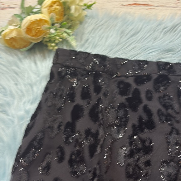 J. Crew Slip Skirt in Burnout Velvet Leopard sz 4 - Picture 3 of 11